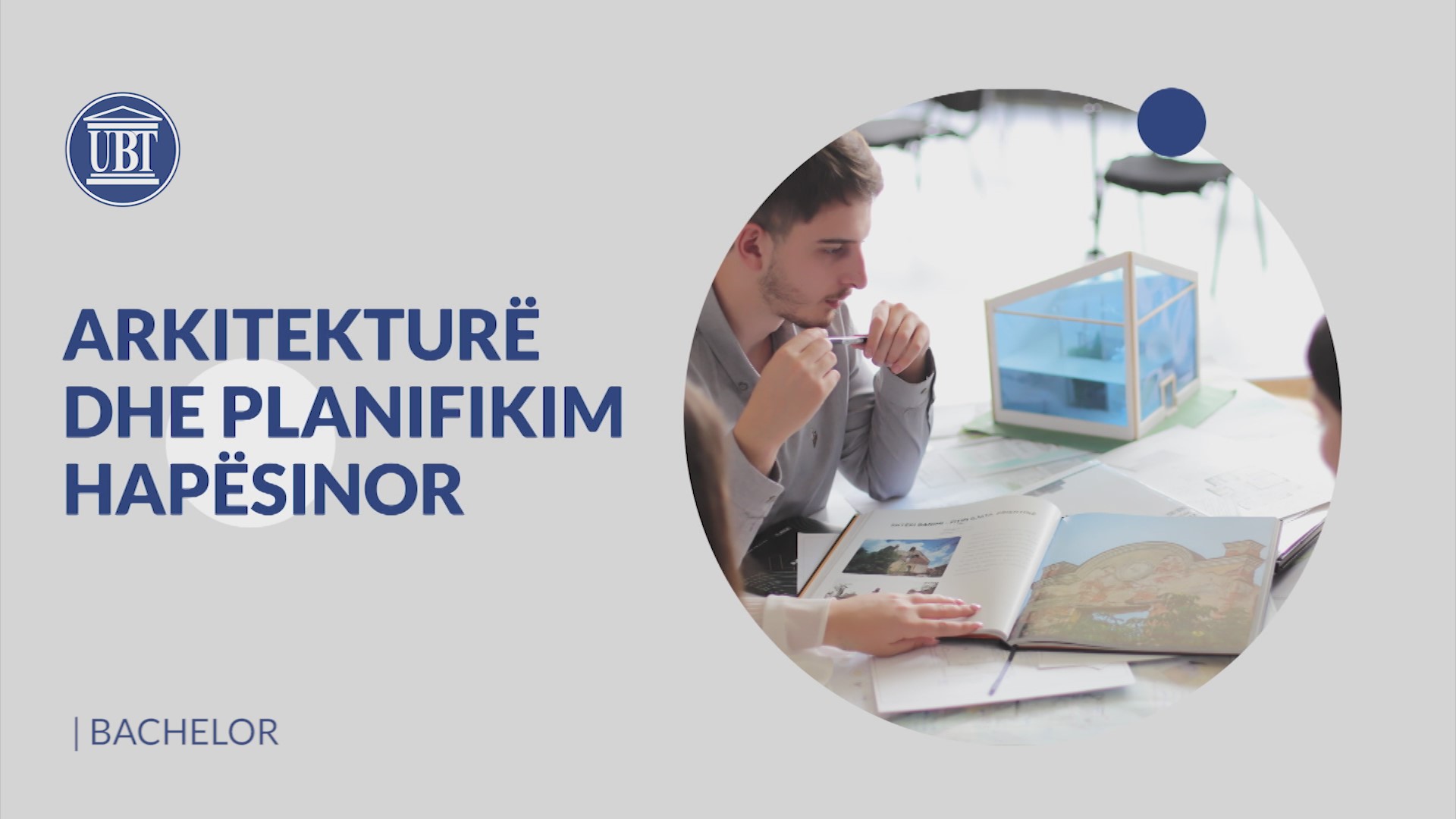 Studio në Fakultetin Arkitekturë dhe Planifikim Hapësinor në UBT