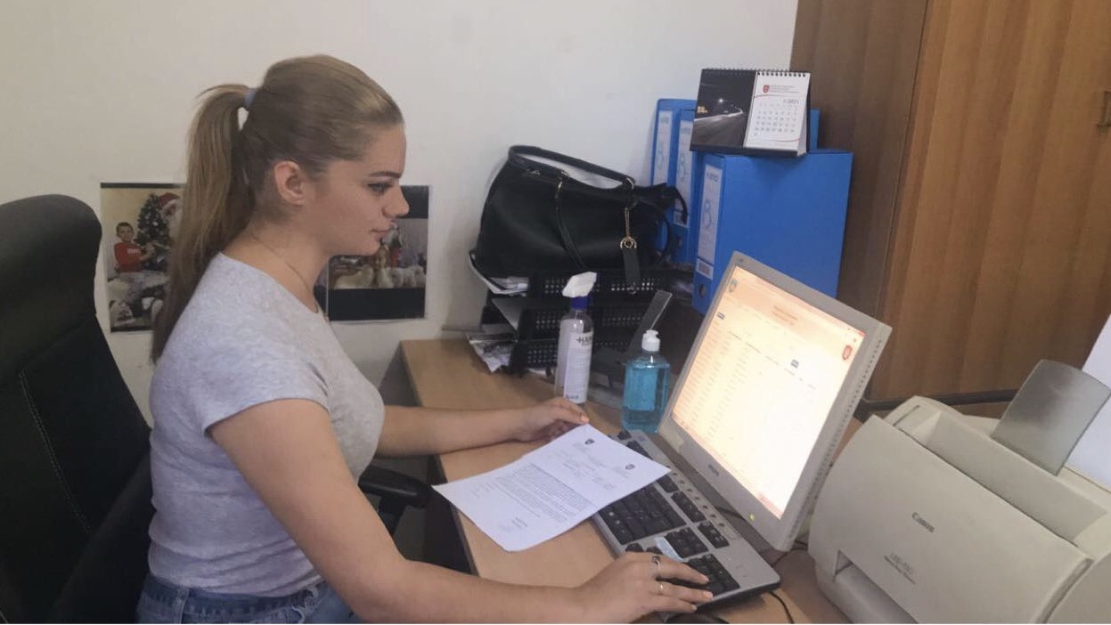 Studentët e Fakultetit Shkenca Politike në UBT po kryejnë punën praktike në institucione vendore