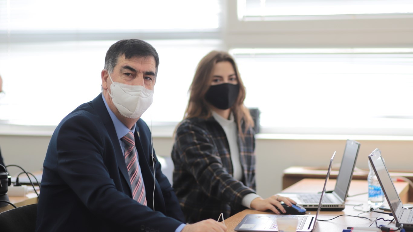 UBT ka filluar pranimin e abstrakteve për Konferencën e Gazetarisë, Medias dhe Komunikimit, Juridikut dhe Shkencave Politike