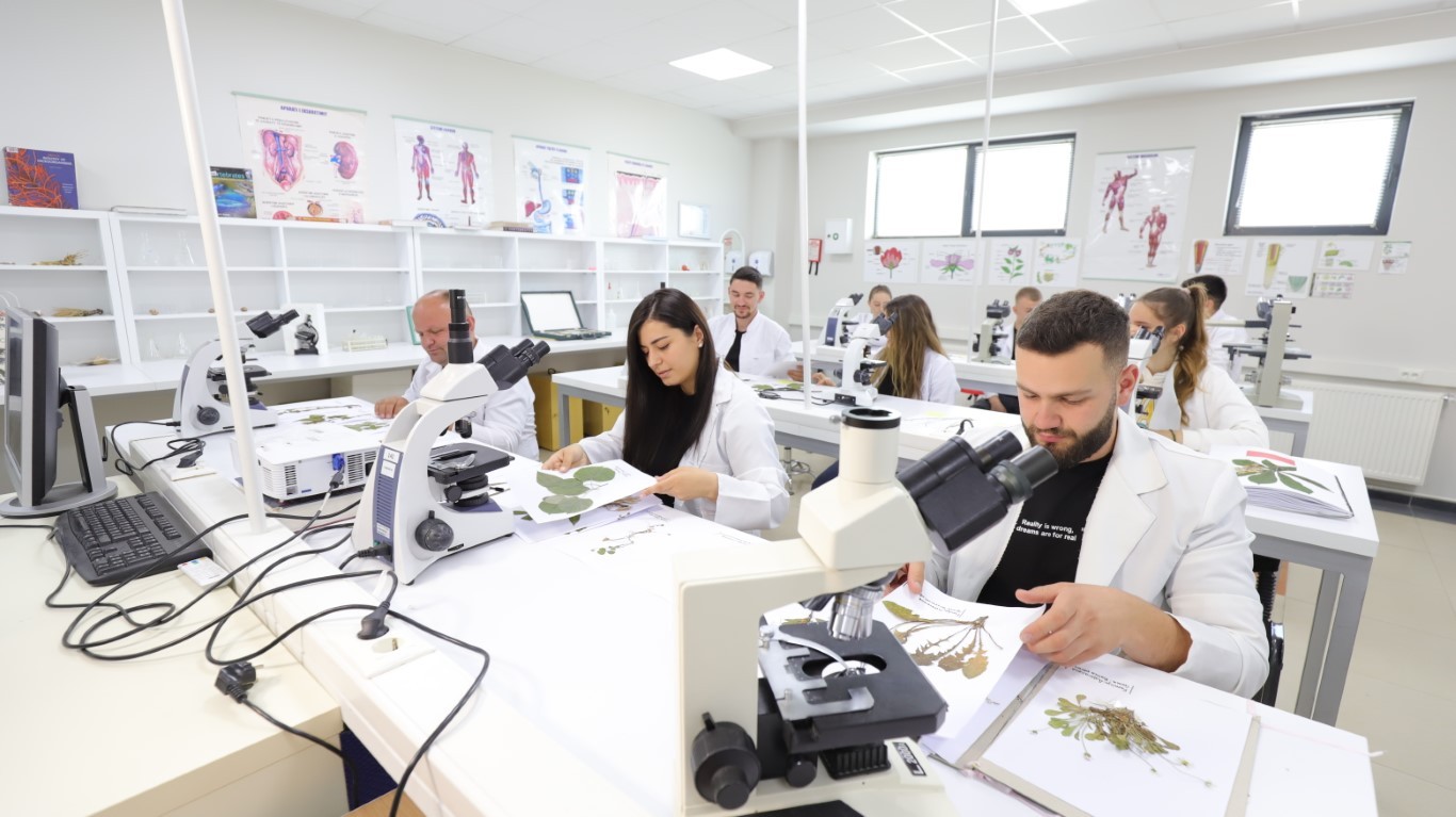 Studio Inxhinieri e Agrikulturës dhe Mjedisit në UBT