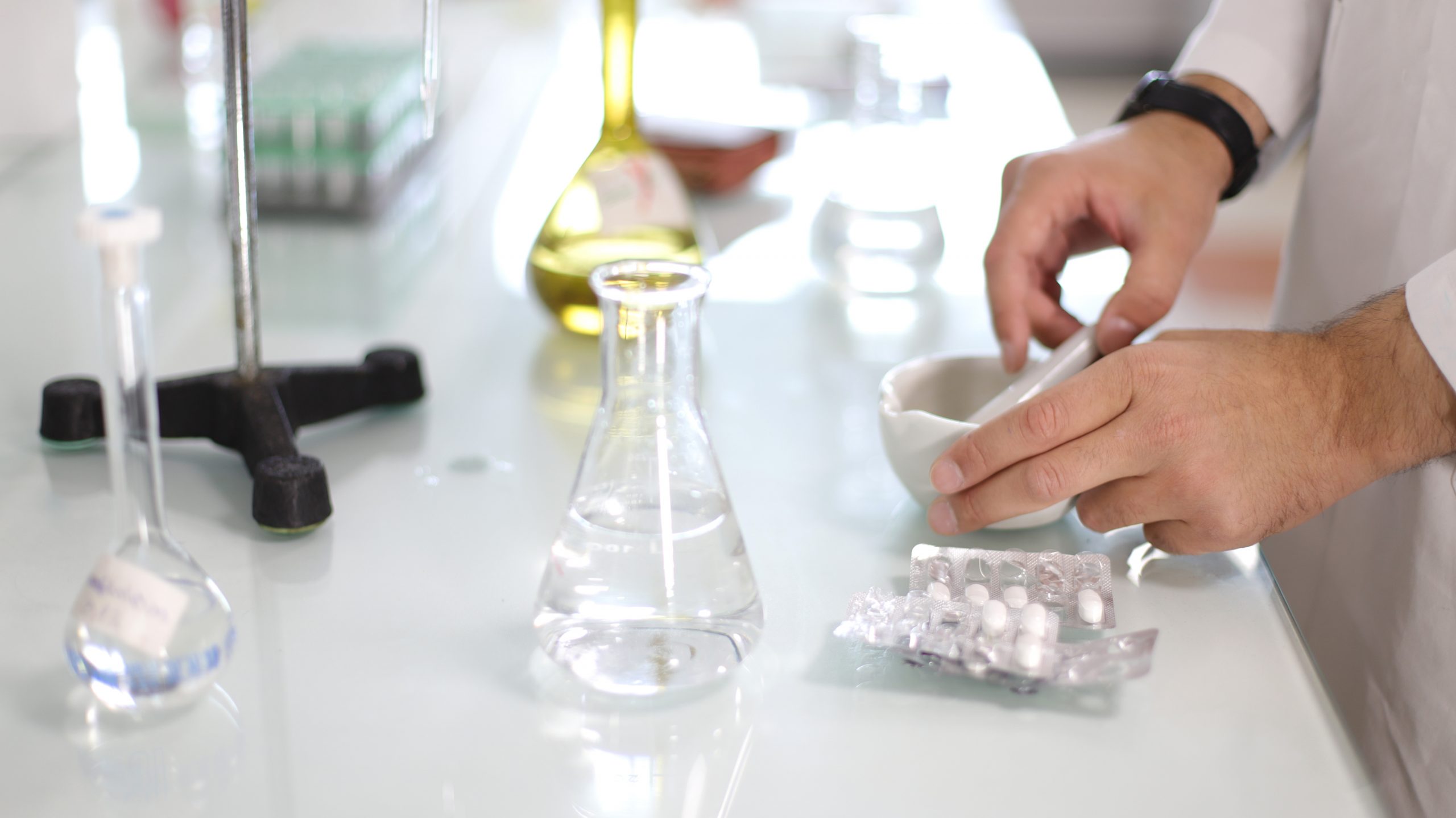 NJOFTIM: Provimi pranues i afatit të dytë në Fakultetin e Farmacisë mbahet më 14 shtator