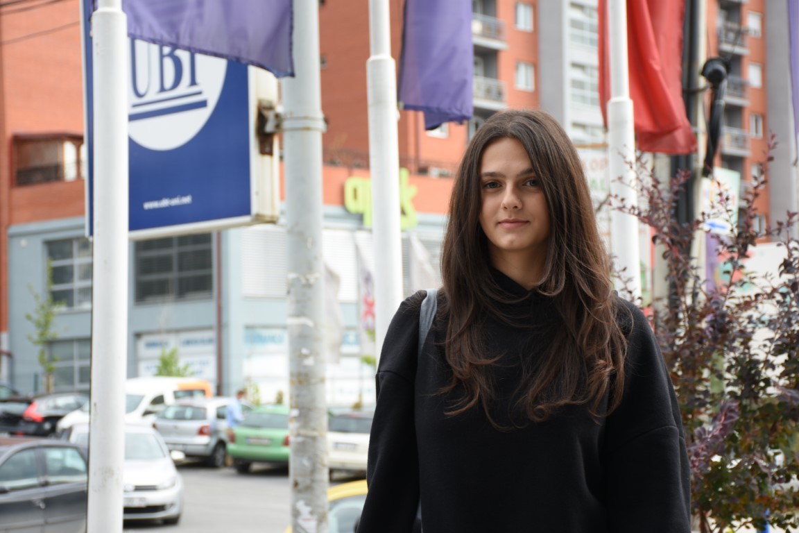 Studentja e UBT-së, Stinë Osmani, përfituese e bursës për shkëmbim studentor në Linnaeus University