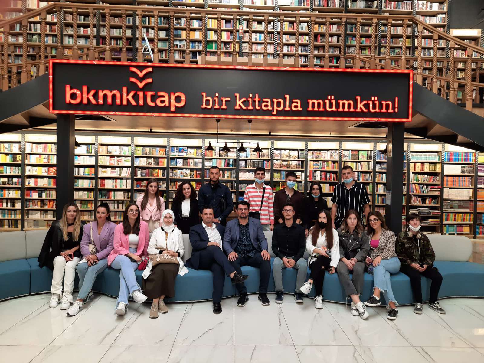 Studentët e Fakultetit Juridik në UBT realizojnë vizitë studimore në Turqi