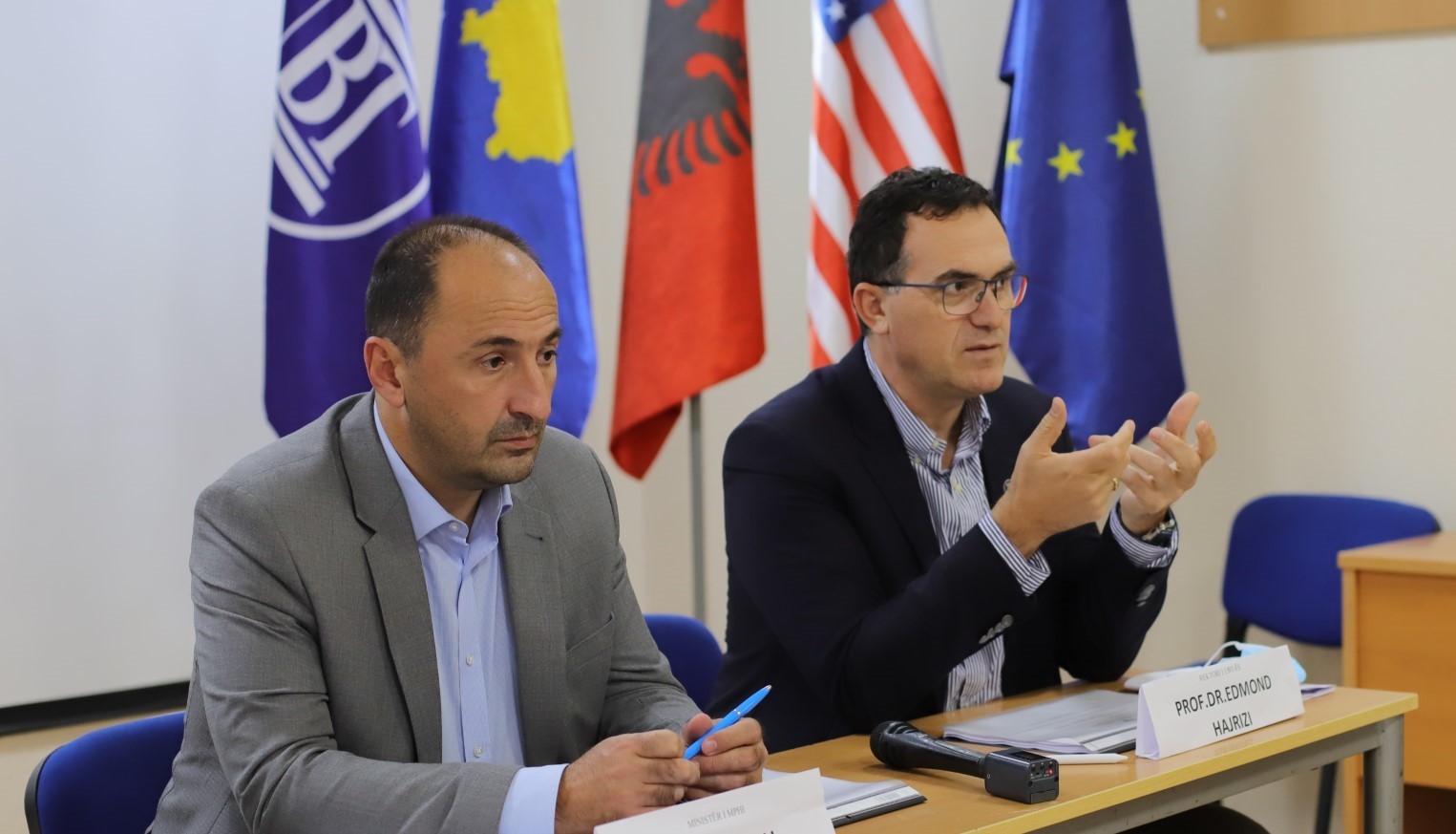 UBT mbajti debat për projektligjin për Odat e Arkitektëve dhe Inxhinierëve në fushën e ndërtimit