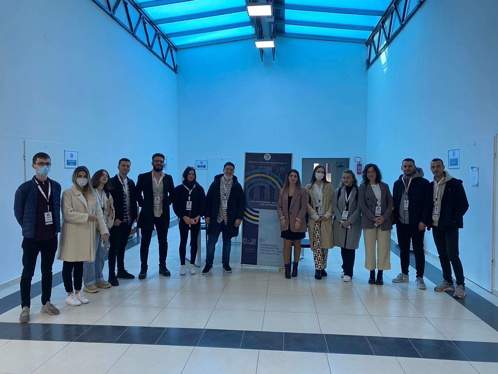 Studentët e Fakultetit Shkenca Kompjuterike dhe Inxhinieri mbështetën teknikisht pjesëmarrësit e Konferencës Ndërkombëtare të UBT-së