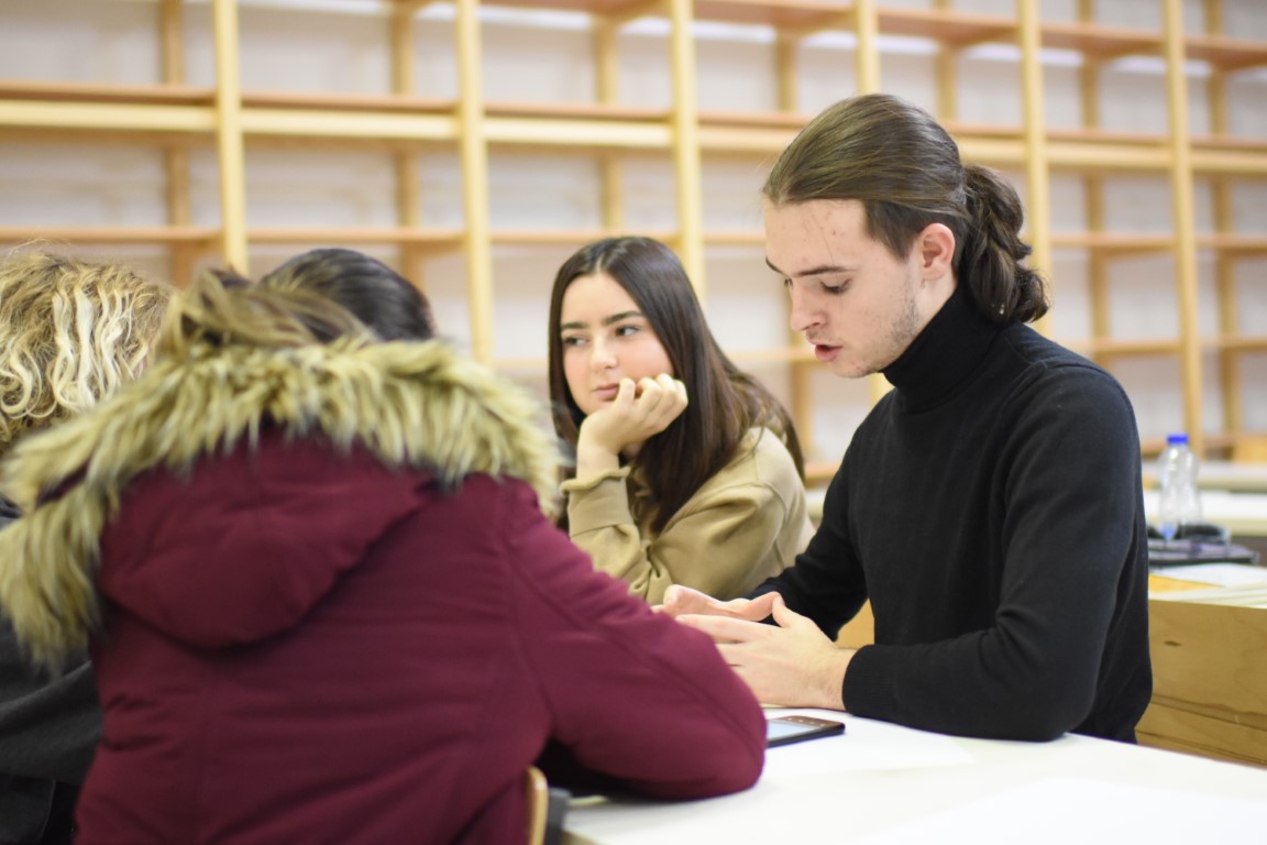 Për nder të 20-vjetorit të UBT-së, Fakulteti i Psikologjisë mbajti workshop me studentë