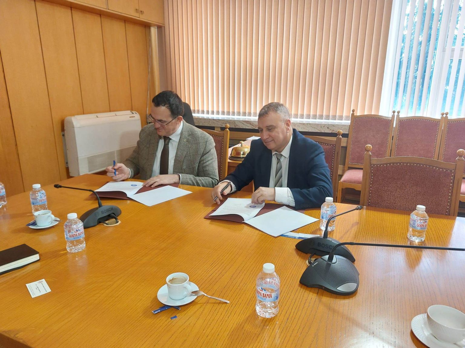 Nënshkruhet marrëveshje bashkëpunimi ndërmjet UBT-së dhe “University of National and World Economy”