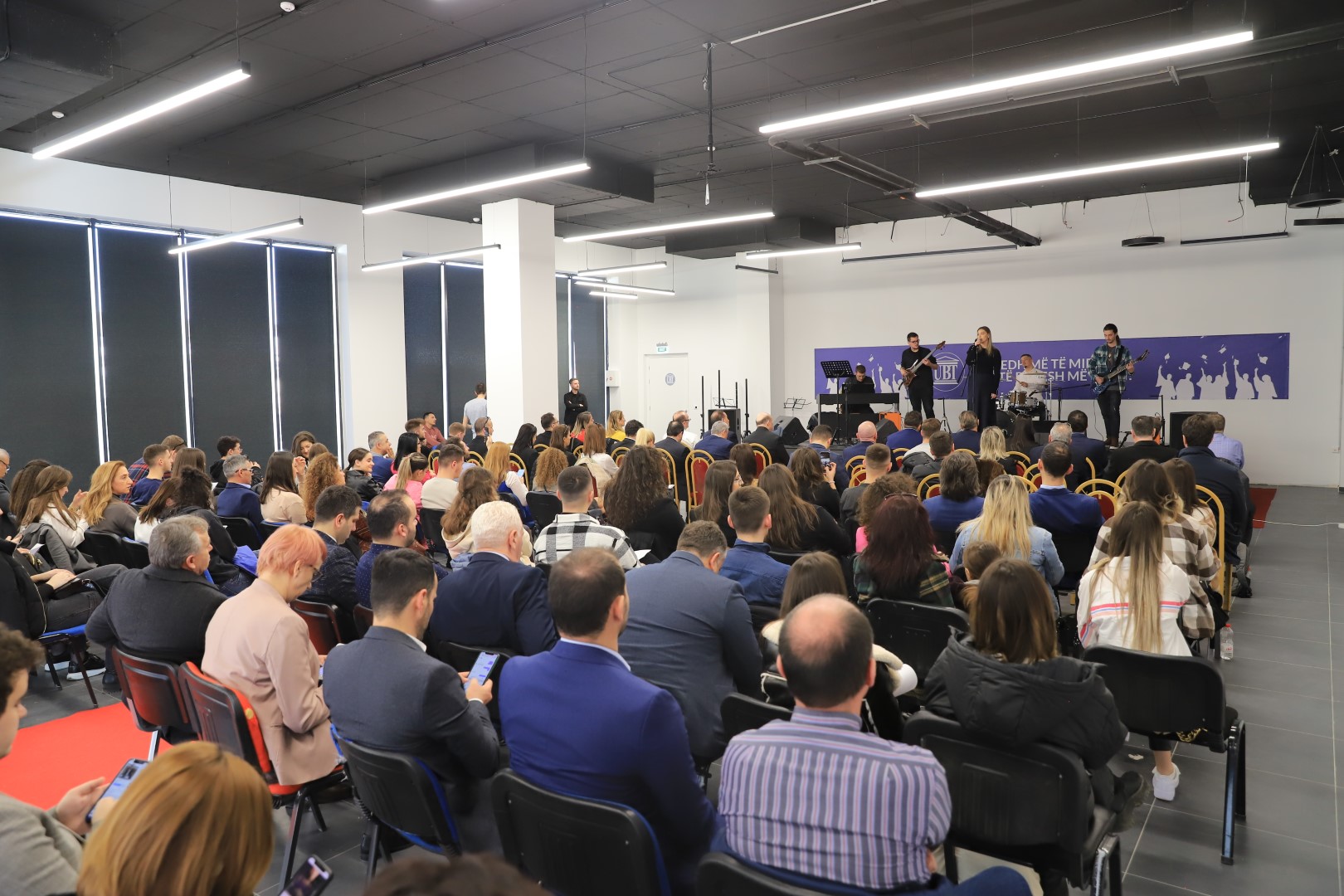 Fakulteti i Muzikës mbajti koncert për nder të 15-vjetorit të Pavarësisë së Republikës së Kosovës