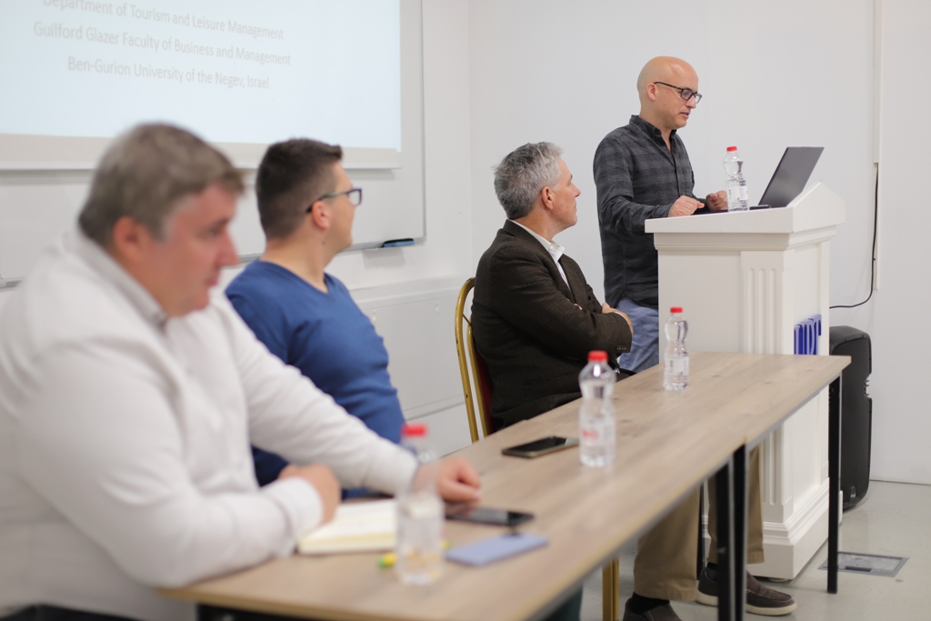 UBT dhe Qendra Austriake Ekonomike organizuan “Free Market Road Show 2023” në Kosovë