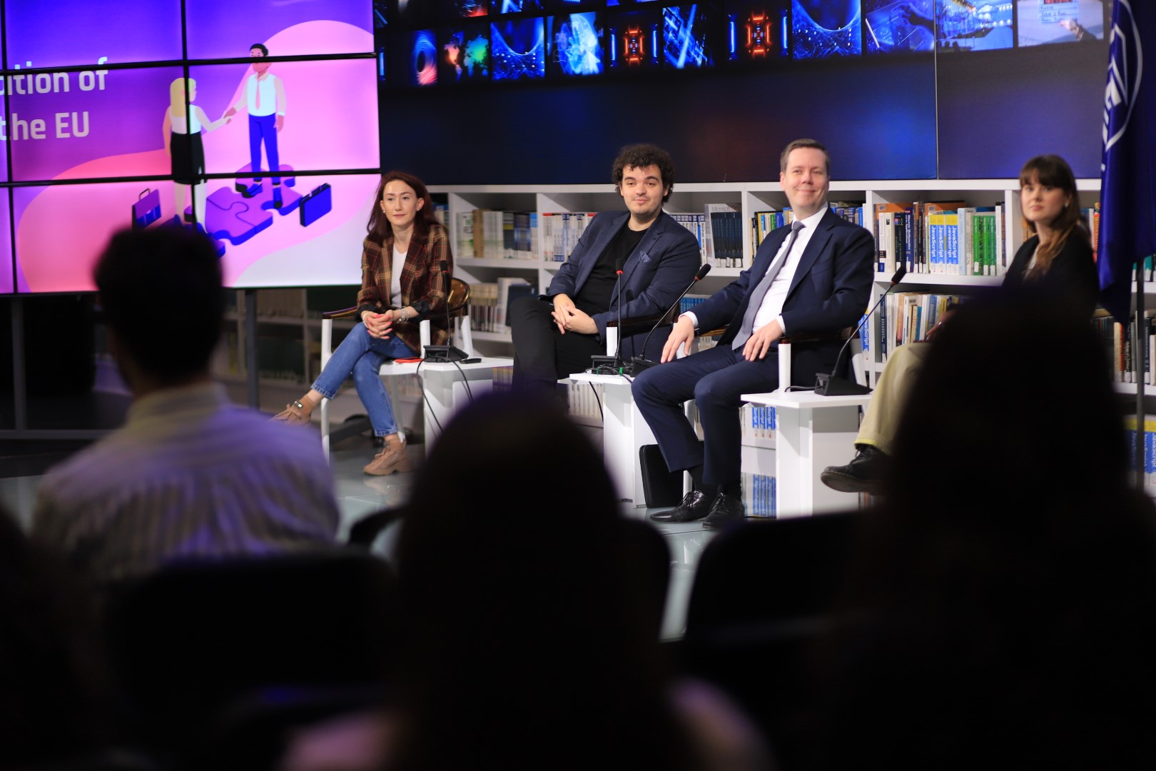 “Të flasim për Bashkimin Evropian” – studentët e UBT-së dhe Ambasadori i Finlandës në Kosovë, Matti Nissinen diskutojnë rreth zgjerimit të BE-së