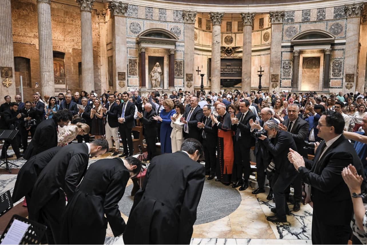 U mbajt koncerti madhështor për Kosovën në Panteon të Romës