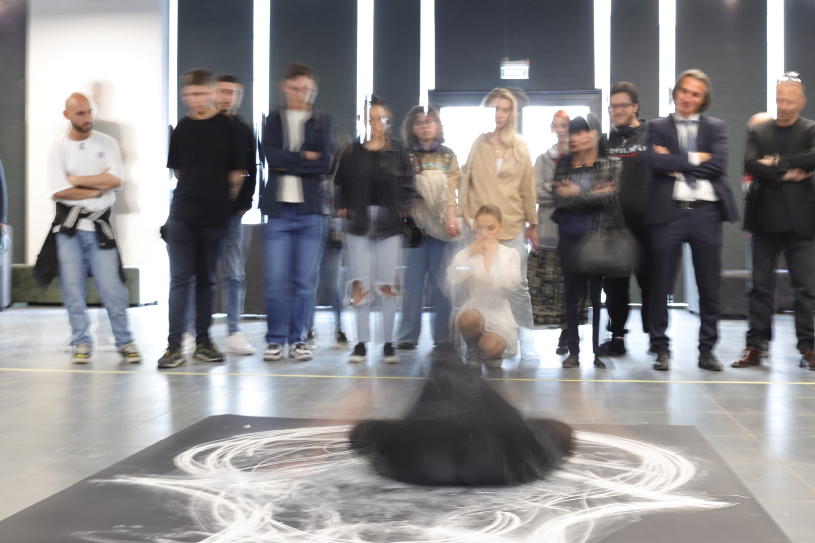 Në UBT hapet ekspozita e titulluar “SHIFT, the perspective”