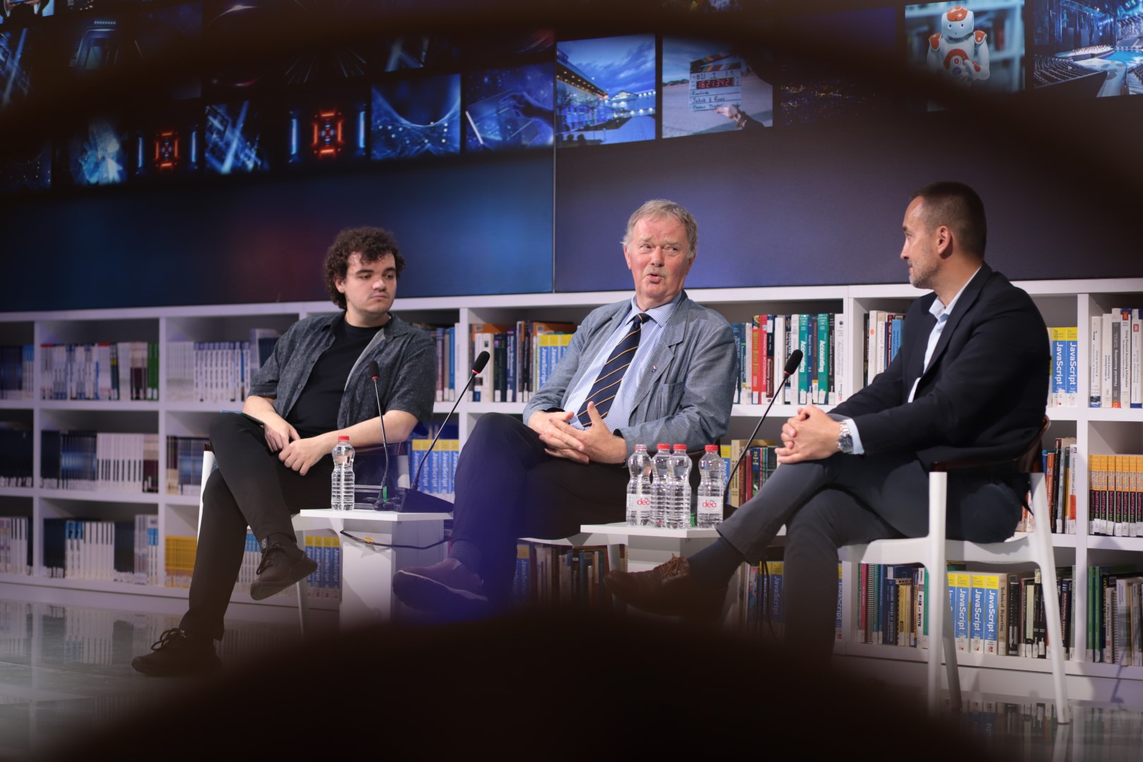 Ish-ambasadori i Holandës në Kosovë, Robert Bosch qëndroi për vizitë në UBT