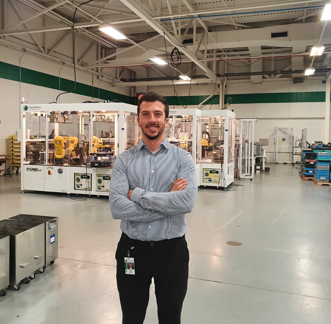 Ish-studenti i Mekatronikës në UBT, Bardh Rushiti punësohet si inxhinier i Inteligjencës Artificiale në Amerikë