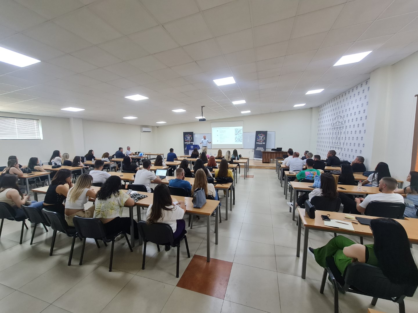 Akademia Verore e Inxhinierisë së Agrikulturës dhe Mjedisit dhe e Shkencave të Ushqimit dhe Bioteknologjisë fokusohet në ndikimin e klimës në bujqësi