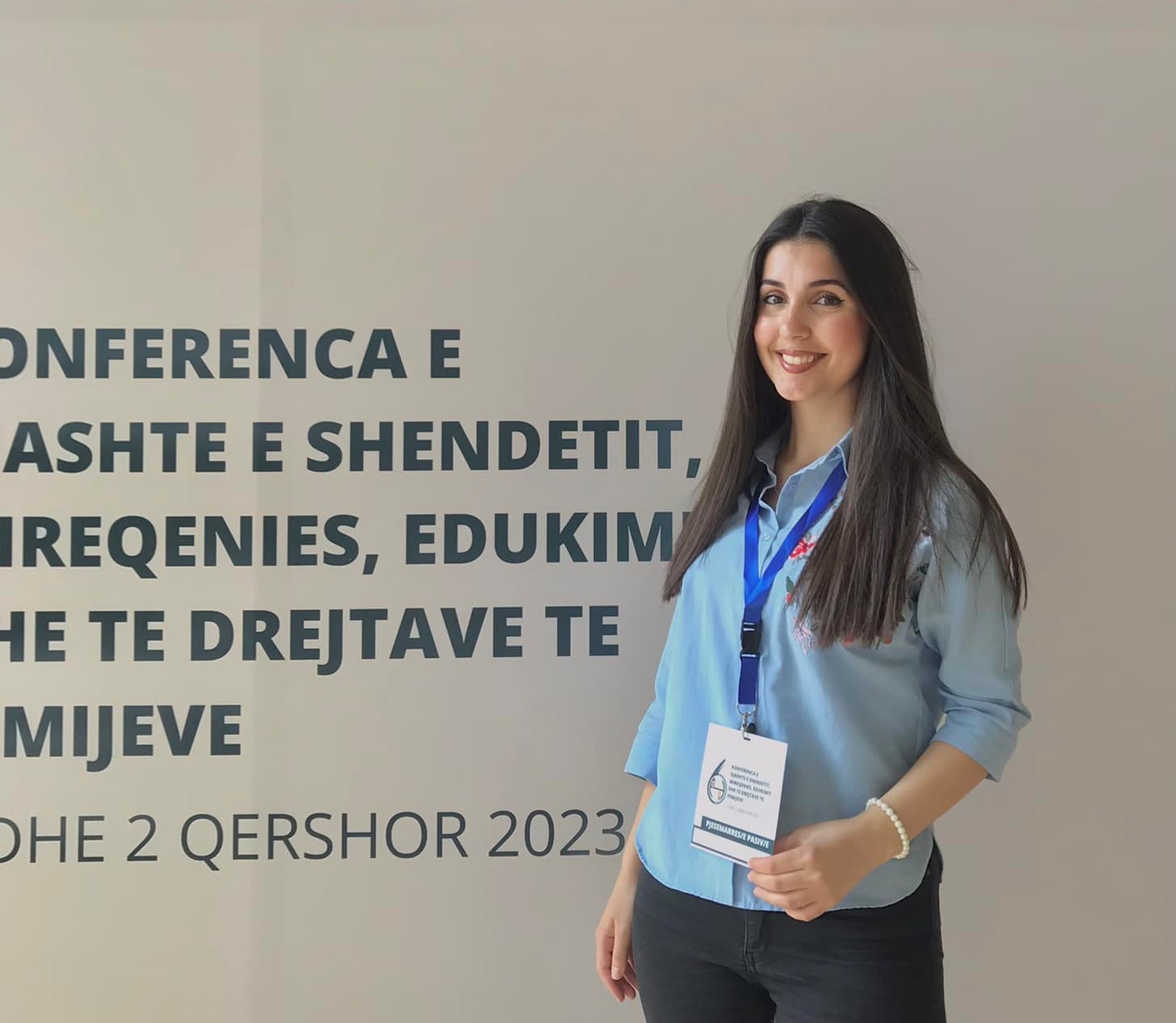 Studentja e Psikologjisë në UBT, Kaltrina Rrafshi përfundon suksesshëm praktikën në Klinikën “Empatia”