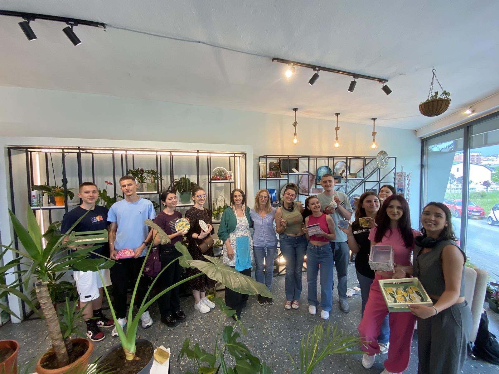 Punëtori kreative u organizuan në kuadër të ditëve të Akademisë Verore të Dizajnit të Integruar