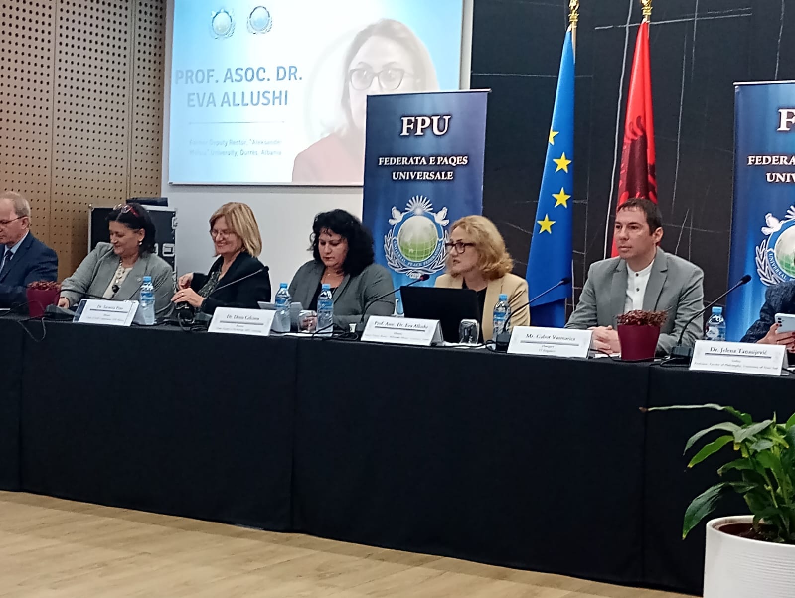 Profesoresha e UBT-së, Denis Celcima mori pjesë në Konferencën e Federatës për Paqe Universale