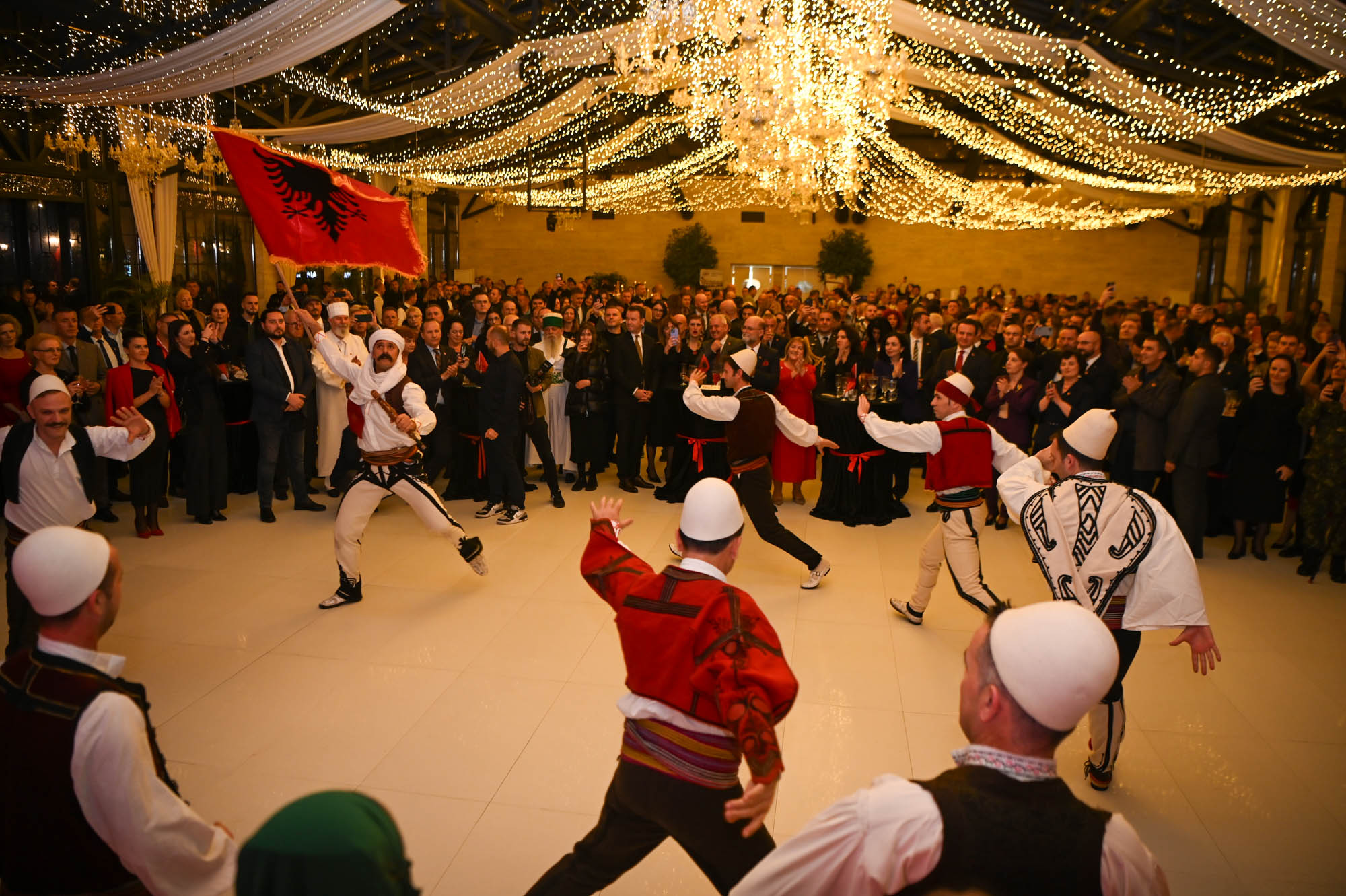 Rektori Hajrizi me ftesë të Ambasadorit Malaj mori pjesë në organizimin e Ambasadës së Shqipërisë, me rastin e 111-vjetorit të shpalljes së pavarësisë