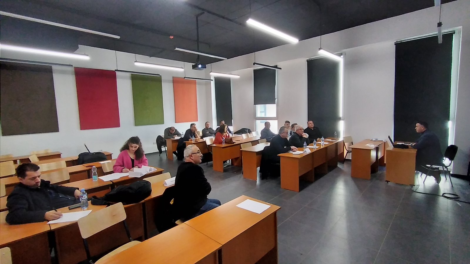 U mbajt takimi në mes përfaqësuesve të Bordit Industrial pranë UBT-së dhe përfaqësuesve nga Industria në kuadër të programeve të Shkencave të Ushqimit dhe Agrikulturës