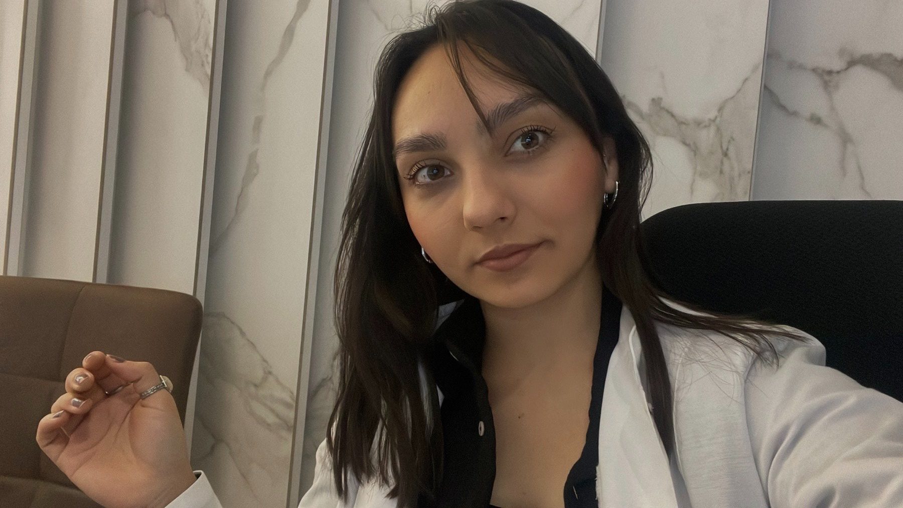 Studentja e Fakultetit të Radiologjisë, Endrita Berisha punësohet në klinikën “Imperium”