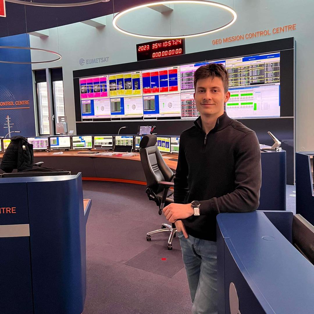 Studenti Dren Ibrahimi ka përfunduar një praktikë gjashtë mujore të inxhinierisë softuerike në GMV GmbH në Gjermani