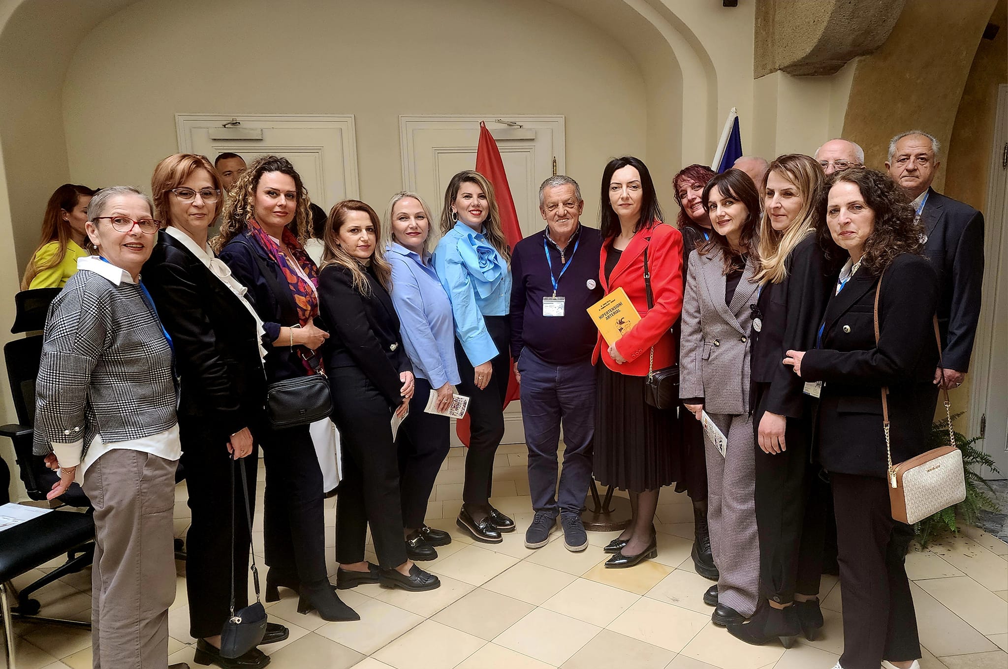 Profesori i UBT-së, Arsim Gërxhaliu merr pjesë në Konferencën e XXII – e AMFE – (Federata e Mjekëve Shqiptar në Evropë), në Pragë