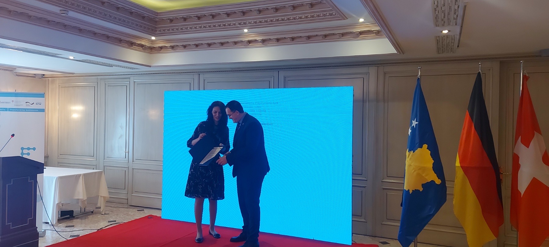 UBT do t’i edukojë 200 persona në vit për inteligjencë artificiale përmes projektit të fituar nga Fondi Rajonal i Sfidave (RCF)