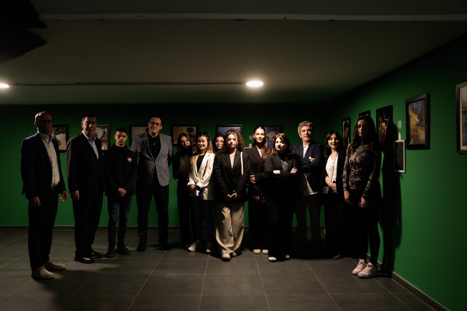 Në UBT u hap ekspozita “n’Pikturë” e studentëve të Fakultetit Media dhe Komunikim