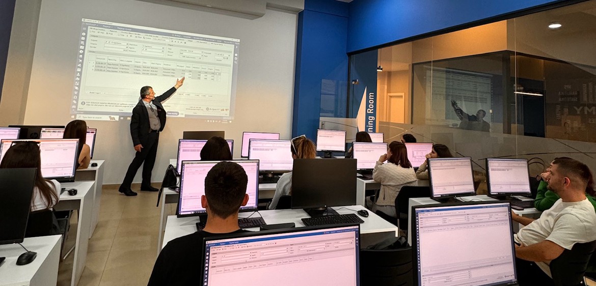 Studentët e Fakultetit Menaxhment, Biznes dhe Ekonomi zhvilluan vizitë studimore në kompaninë “Expert Pro”