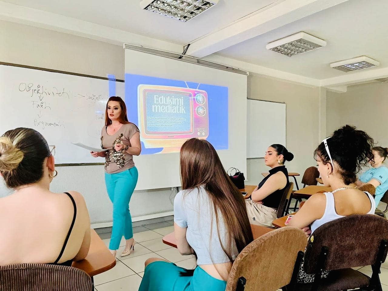 Përfundoi punimet Akademia Verore e Medias dhe Komunikimit