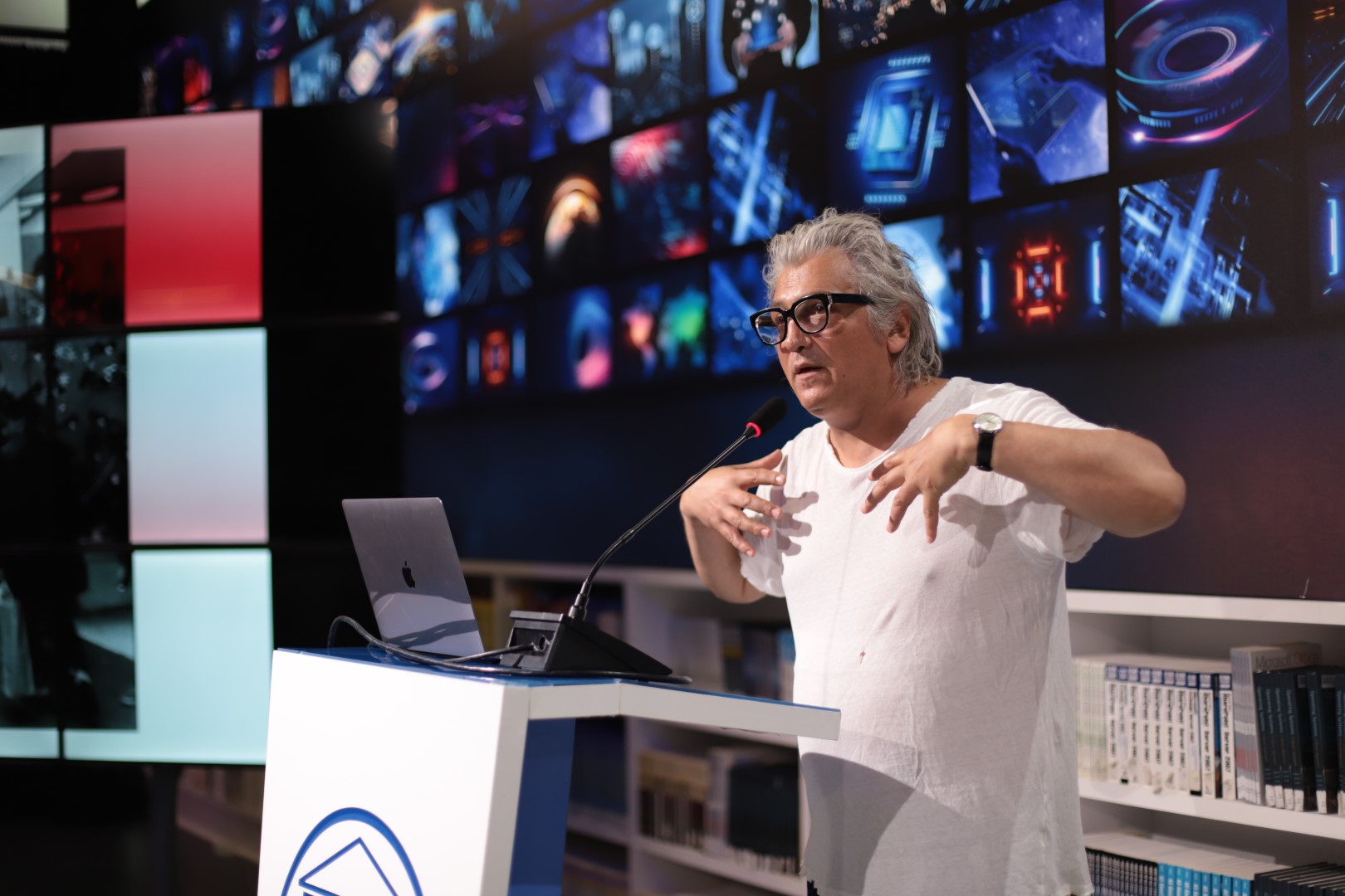 Filloi Akademia Verore e Artit dhe Dizajnit në UBT