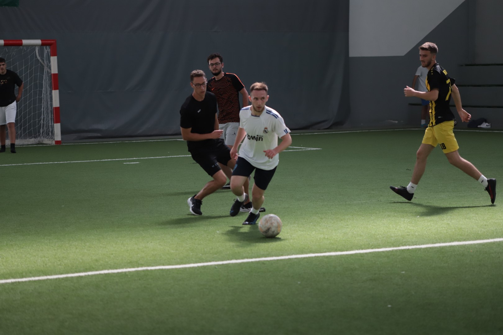 Nis Akademia Verore e Sportit dhe të Lëvizjes në UBT