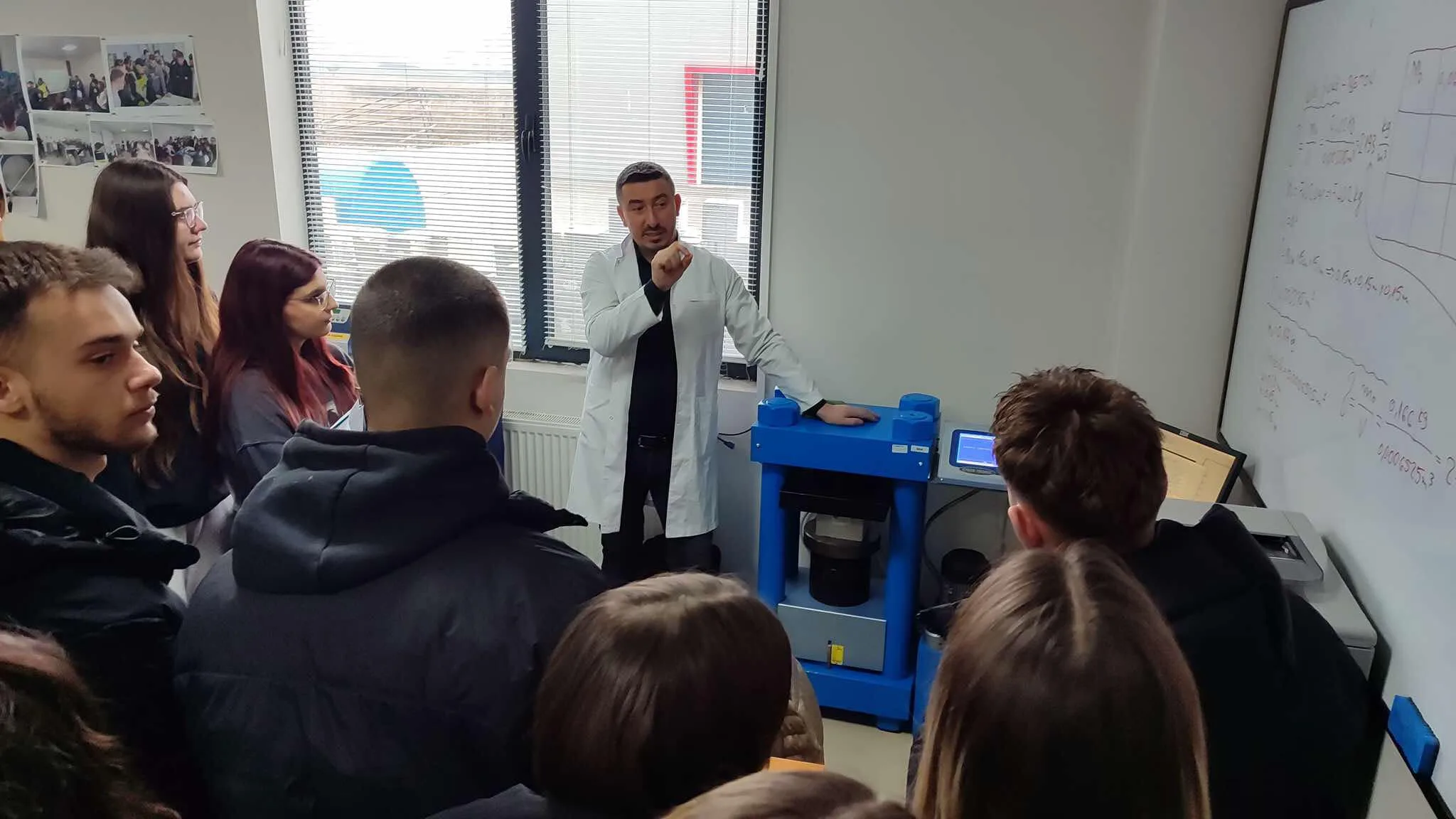 Students of the Faculty of Architecture and Spatial Planning at UBT develop the practical part of the course “Materials in Architecture”