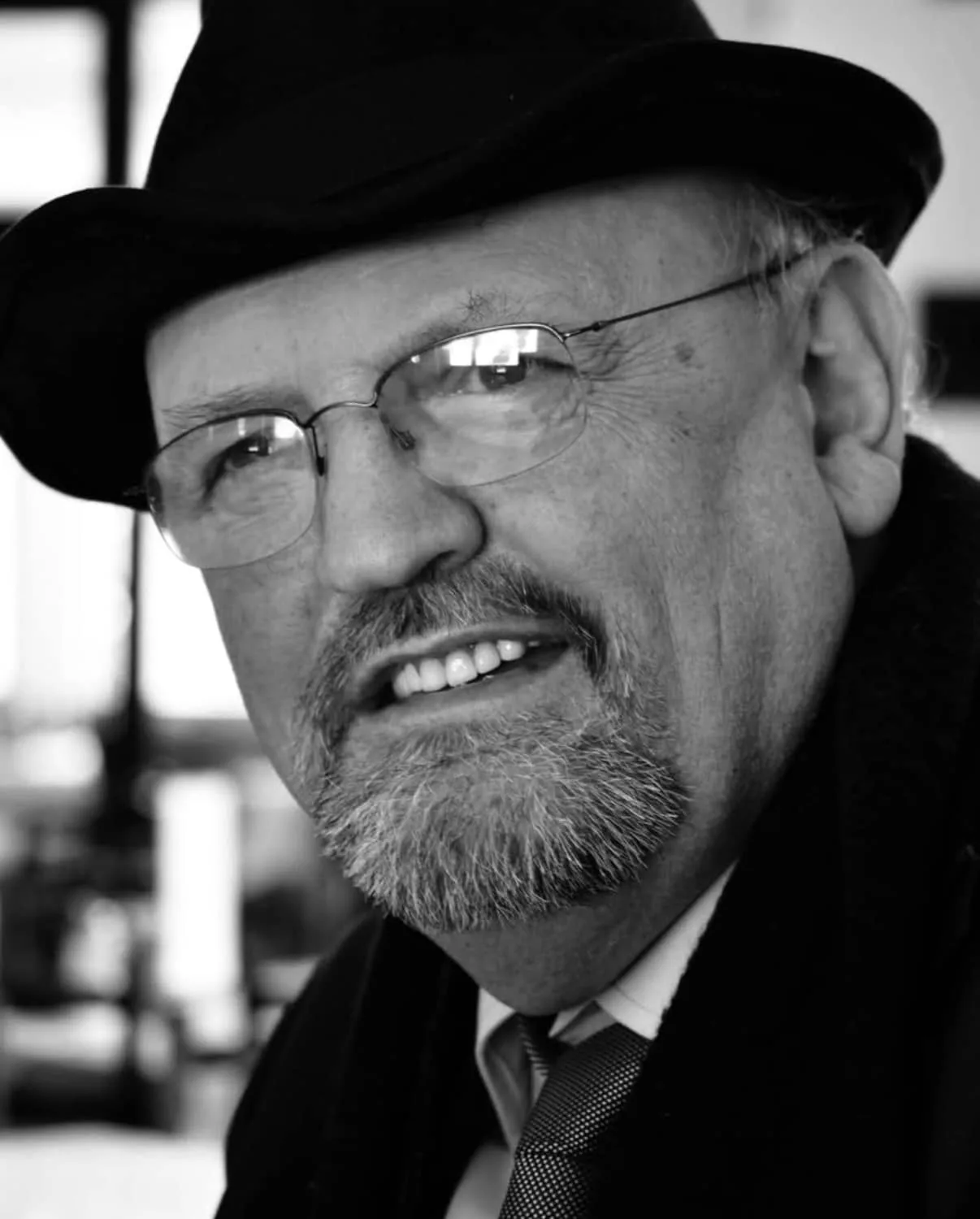 UBT shpreh ngushëllime për vdekjen e epidemiologut, Isuf Dedushaj