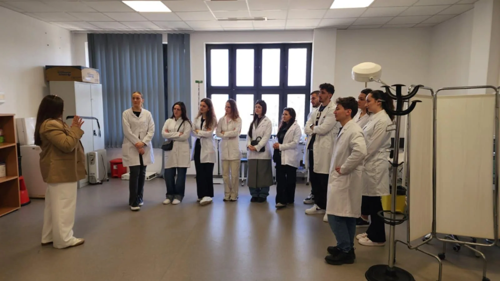Studentët e vitit të 5-të të Stomatologjisë vizituan Institutin e Mjekësisë Ligjore