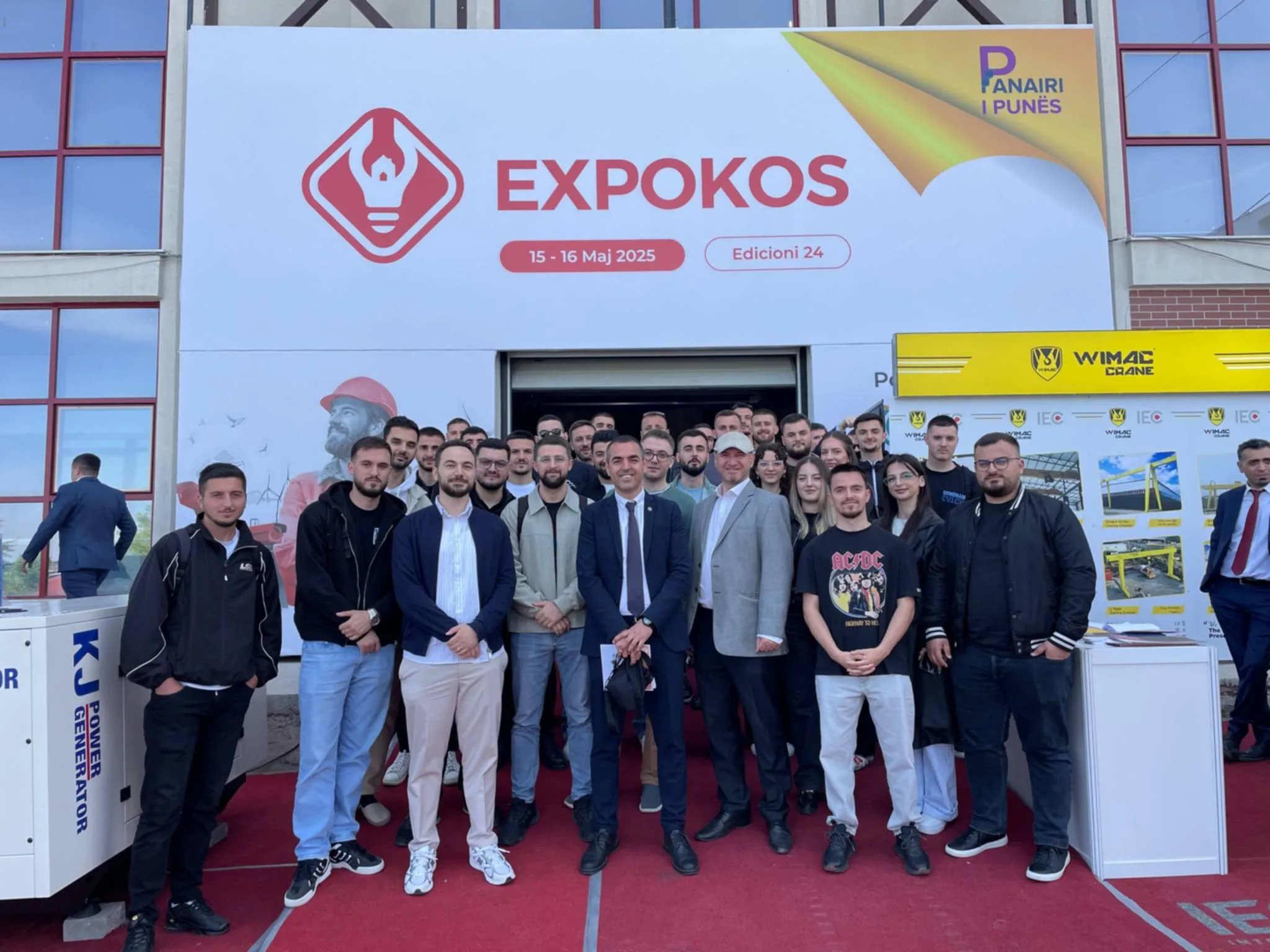 Studentët e Fakultetit Inxhinieri e Ndërtimit dhe Infrastrukturë në UBT vizitojnë Panairin Ndërkombëtar EXPOKOS në Prishtinë