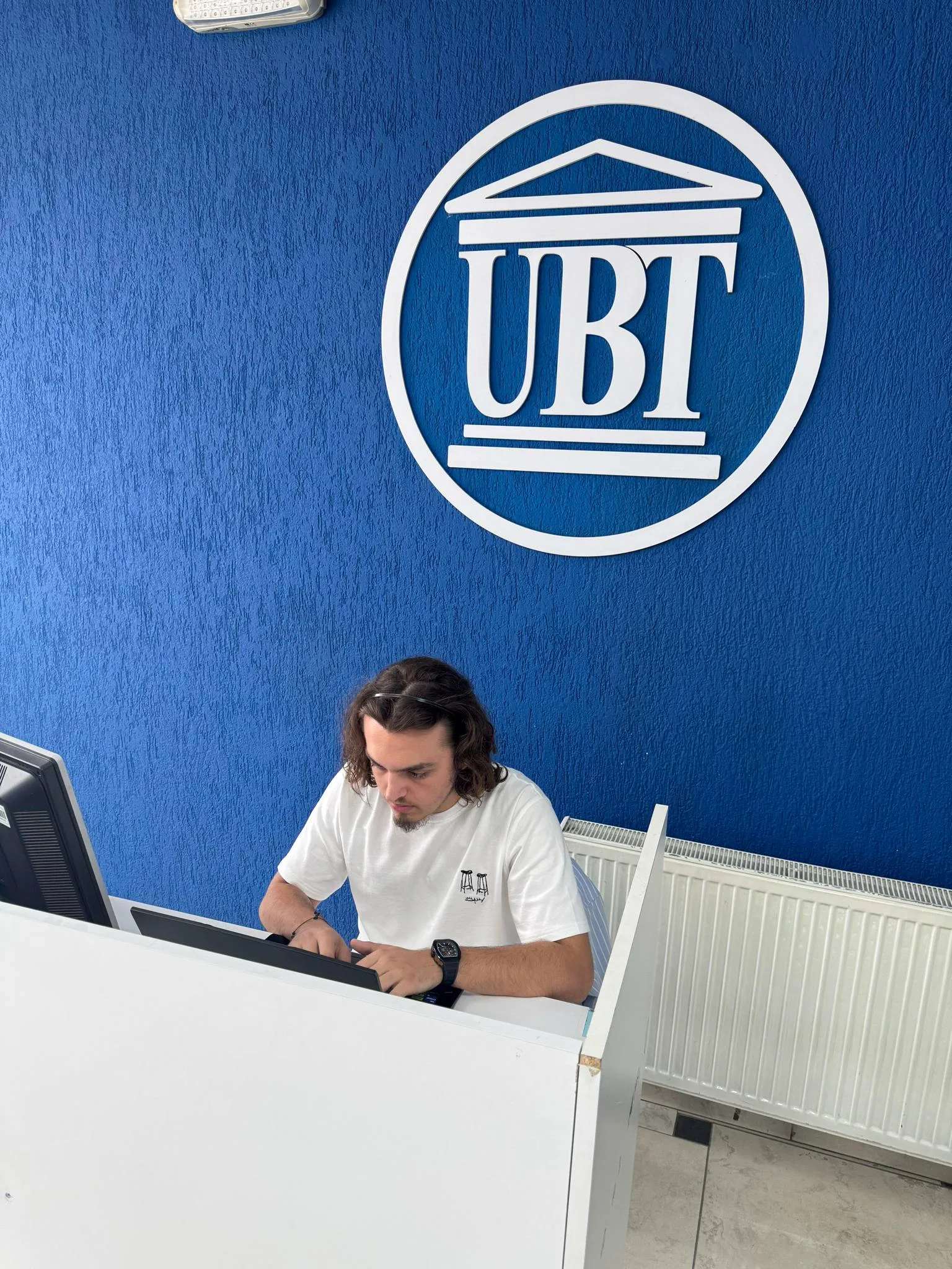 Punimi shkencor i studentit Arbias Shahini publikohet në konferencën ndërkombëtare IACyC2025