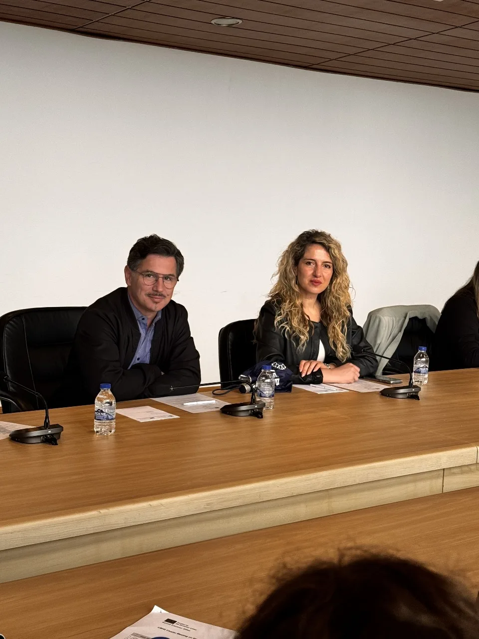 Profesorët e UBT-së prezantuan projektin COWEB në takimin “Cluster” të organizuar nga Erasmus Plus Kosova