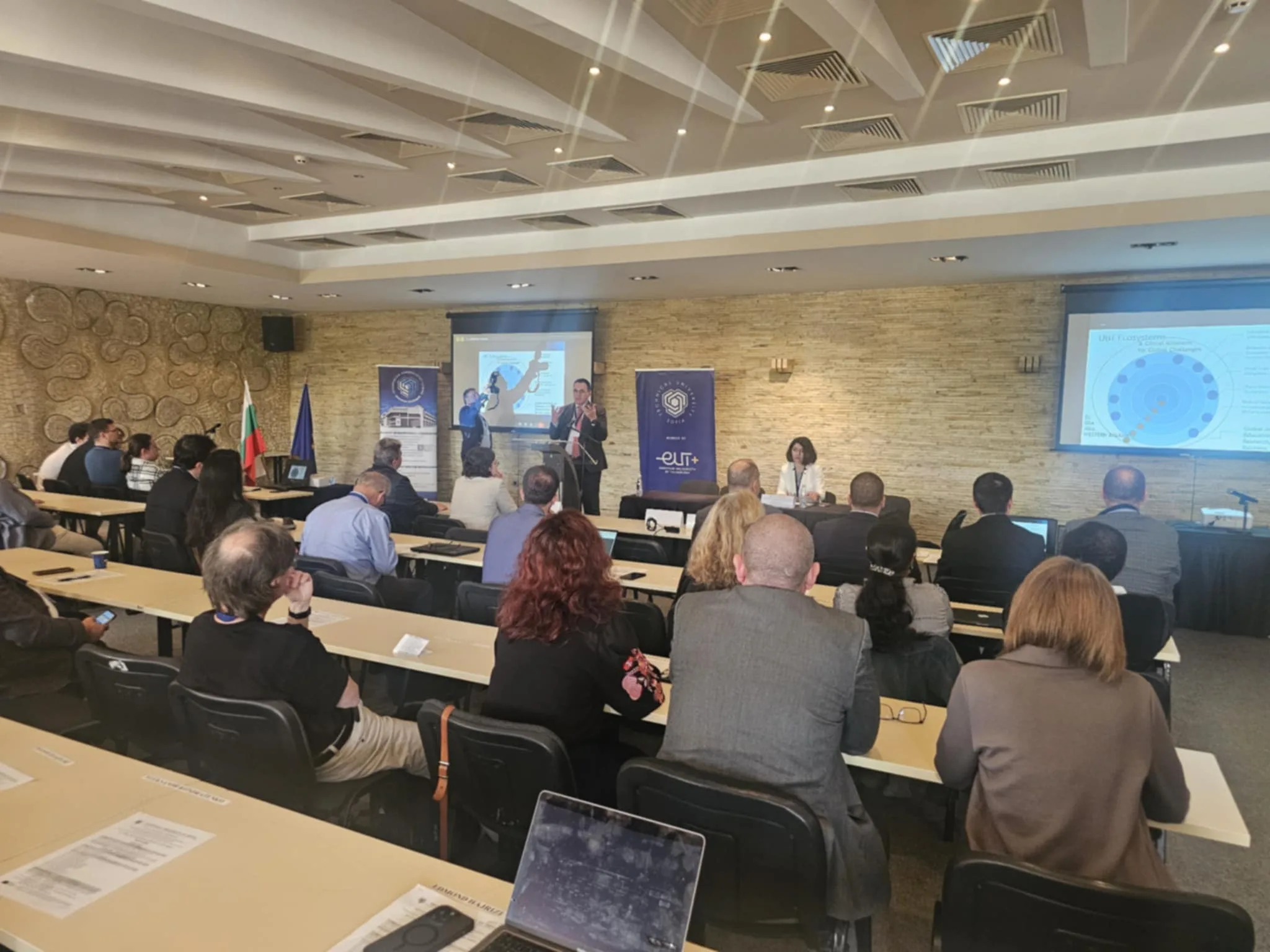 Stafi i UBT-së pjesëmarrës në Konferencën Vjetore Shkencore të Universitetit Teknik të Sofjes në Bullgari