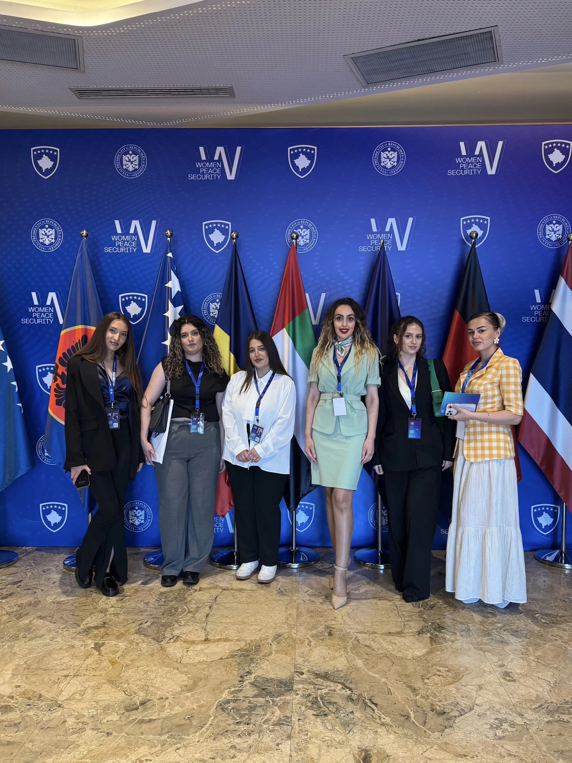 Studentet e Fakultetit Juridik të UBT-së marrin pjesë në Forumin Ndërkombëtar “Gratë, Paqja dhe Siguria” – Promovim i dijes dhe përgatitjes për sfidat e së ardhmes