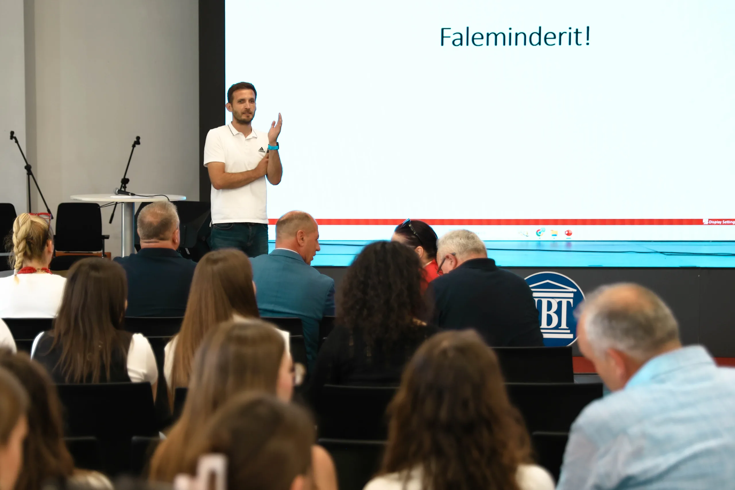 UBT promovon qasje të reja për ruajtjen e biodiversitetit dhe pasurisë bimore në Akademinë Verore për Shkencat e Ushqimit dhe Agrikulturë