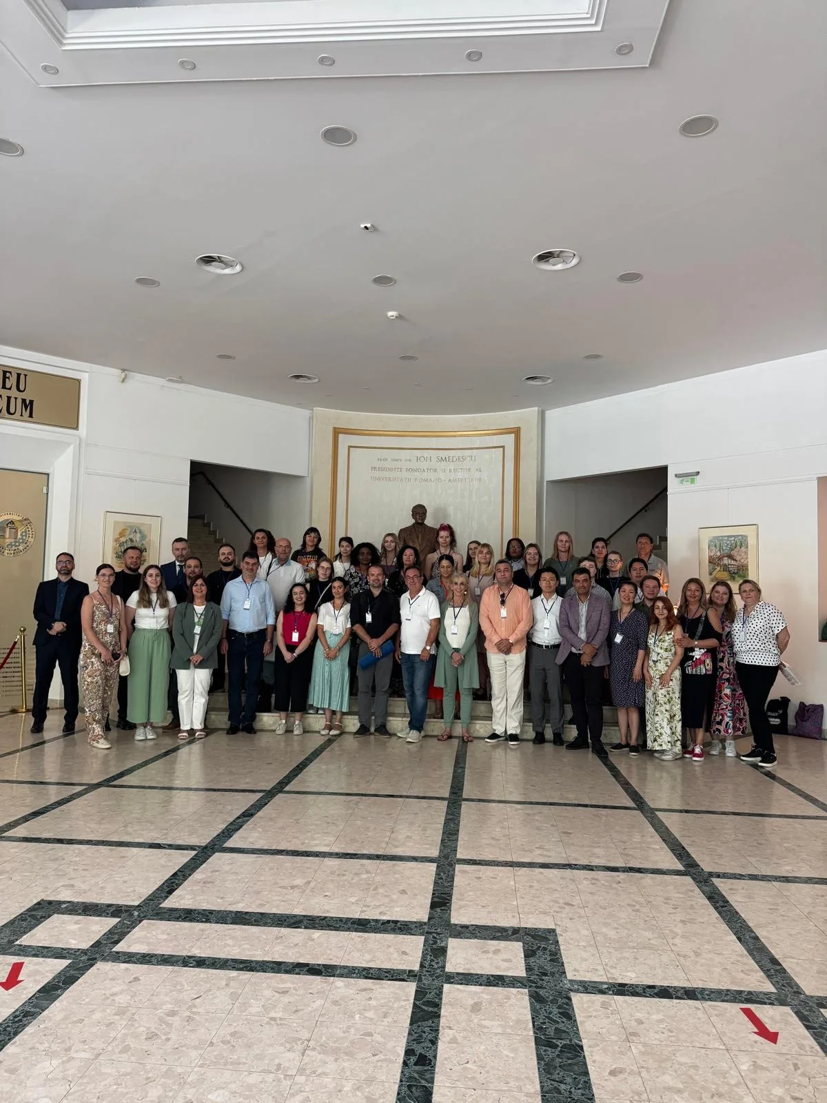 Prof. Sokol Loci përfaqëson UBT-në në “International Staff Week” në Bukuresht