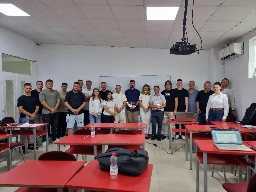 Fokusi në Energjinë e Gjelbër: Akademia Verore në Inxhinieri të Energjisë mbyllet me sukses