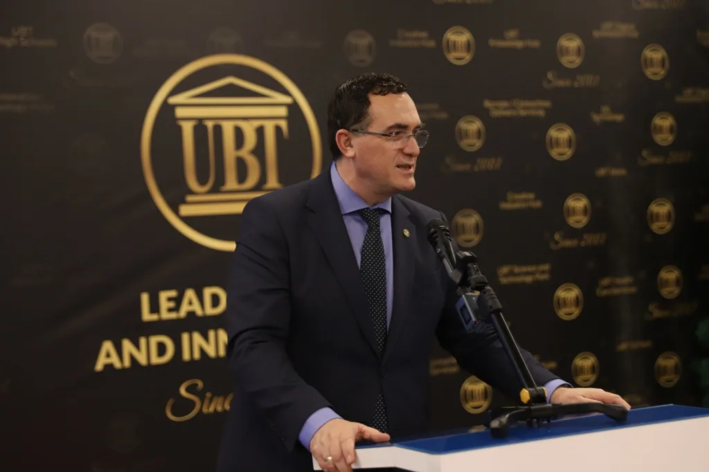 Rektori i UBT-së, në mesin e pesë liderëve më të mirë globalë të arsimit të lartë nga Triple E Awards