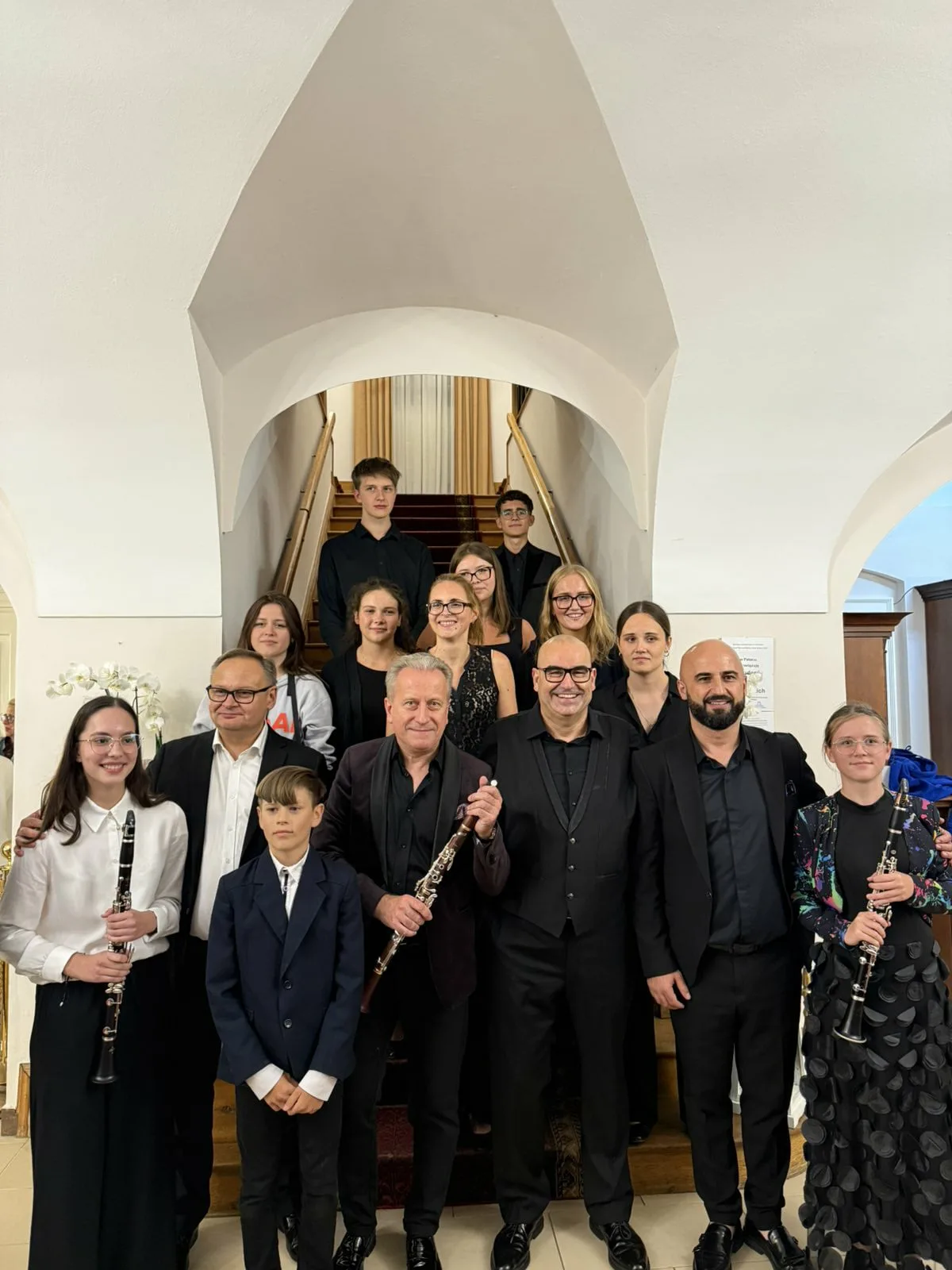 Studentët e Muzikës në UBT dhe profesori Blerim Emerllahu marrin pjesë në edicionin e 9-të të Festivalit të Klarinetës në Poloni