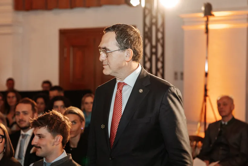 Rektori Hajrizi ishte i ftuar për vizitë zyrtare në Universitetin Mjekësor Paracelsus në Salzburg