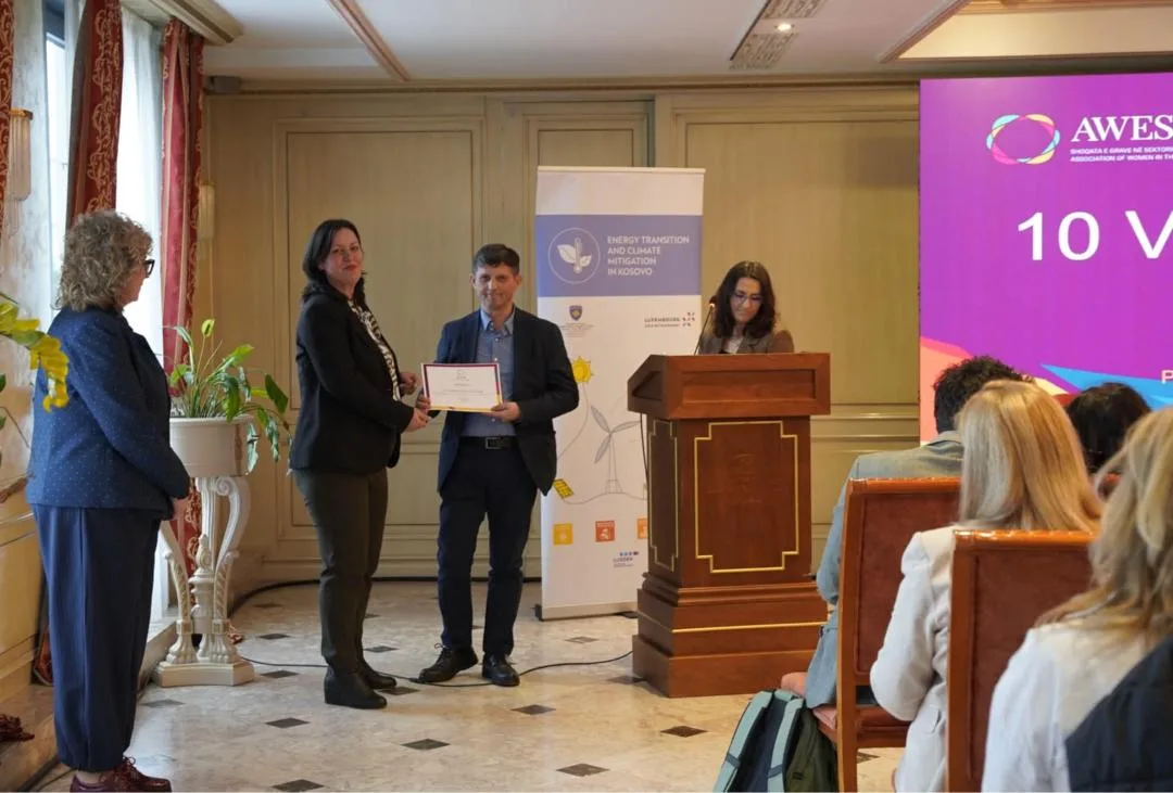 UBT pjesë e konferencës së AWESK mbi rolin e grave në sektorin e energjisë