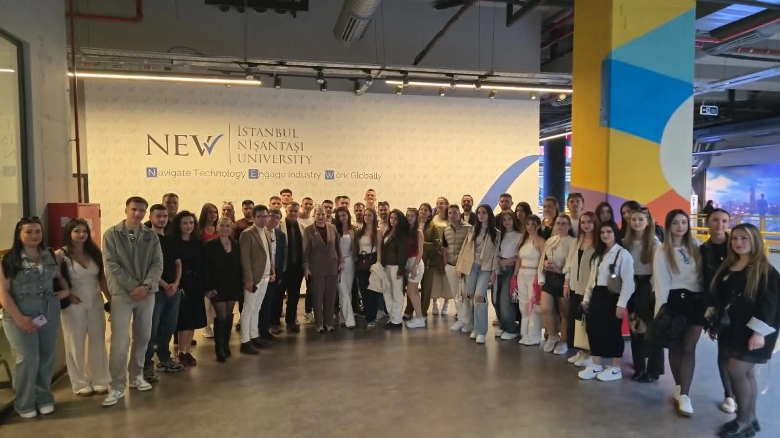 Studentët e Shkencës Ushqimore dhe Bioteknologjisë në UBT realizojnë vizitë akademike në İstanbul Nişantaşı Üniversitesi