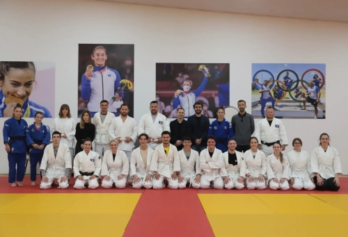 tudentët e Shkencave të Sportit dhe të Lëvizjes dhe të Aktrimit nga UBT ishin në Qendrën Nacionale të Xhudos në Pejë